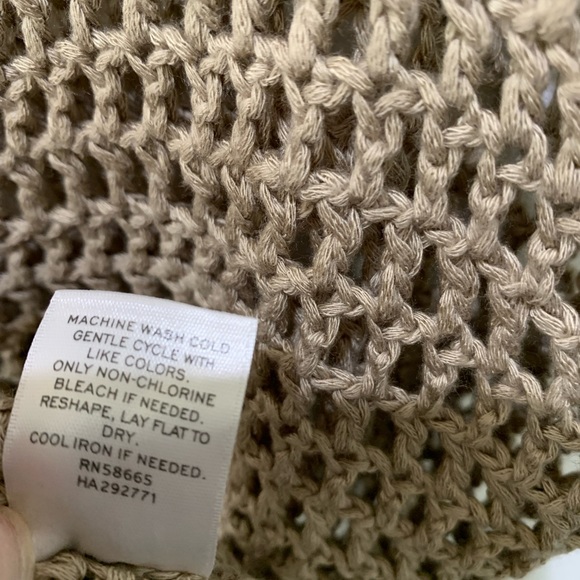 HALOGEN BEIGE CROCHET KNIT TANK BLOUSE Size Small - Picture 10 of 15